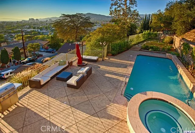 928 Highline Road, Glendale, California 91205