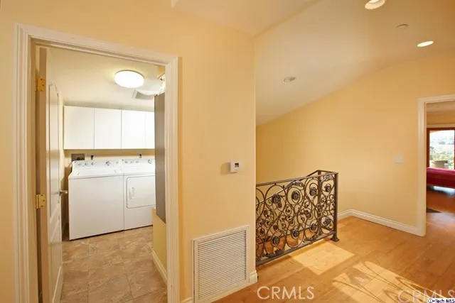 928 Highline Road, Glendale, California 91205