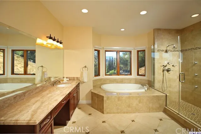 928 Highline Road, Glendale, California 91205