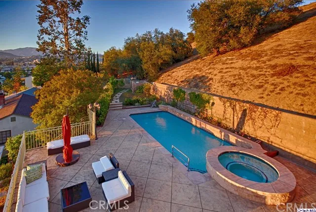 928 Highline Road, Glendale, California 91205