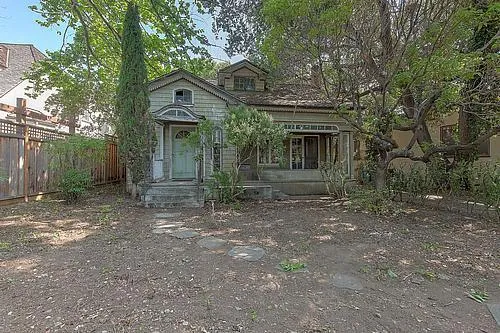 1027 Waverley Street, Palo Alto, California 94301