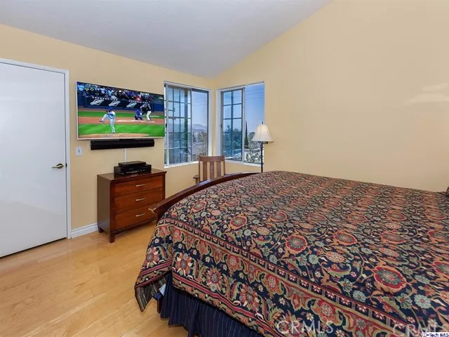 2244 Del Mar Road 6, Montrose, California 91020
