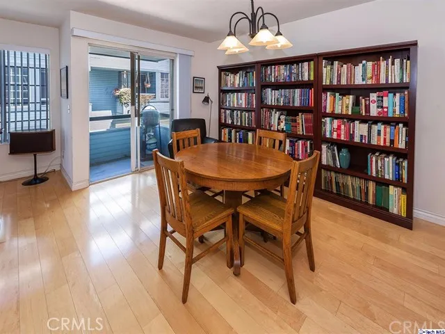 2244 Del Mar Road 6, Montrose, California 91020