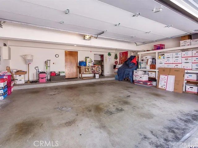 2244 Del Mar Road 6, Montrose, California 91020