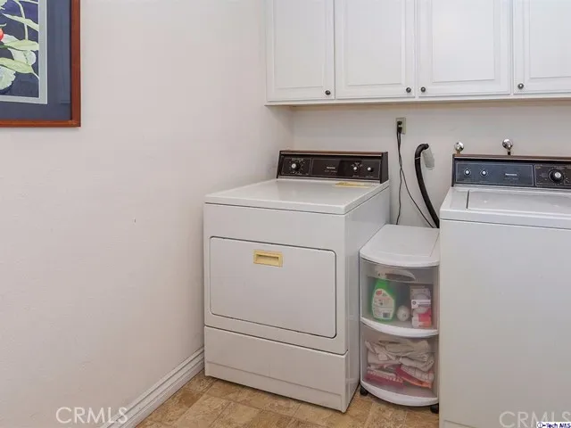 2244 Del Mar Road 6, Montrose, California 91020