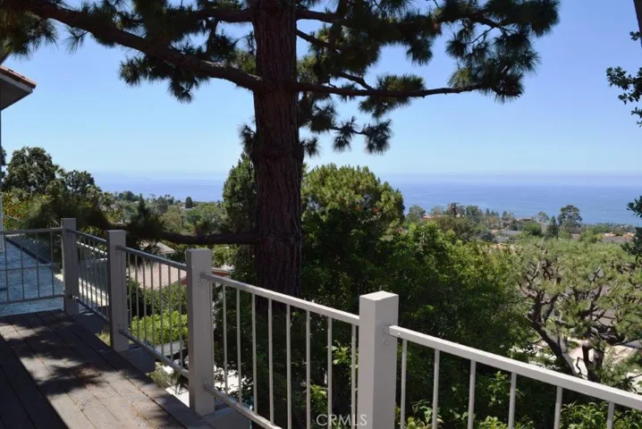 28113 Lobrook Drive, Rancho Palos Verdes, California 90275