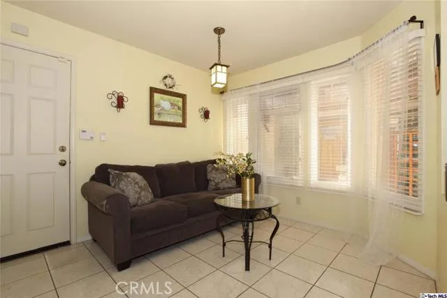 1073 Rocton Dr. Drive, Pasadena, California 91107