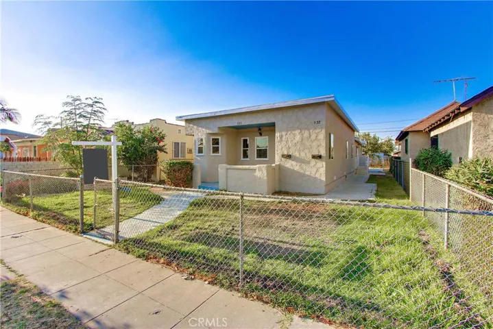 935 E 88th Place, Los Angeles, California 90002