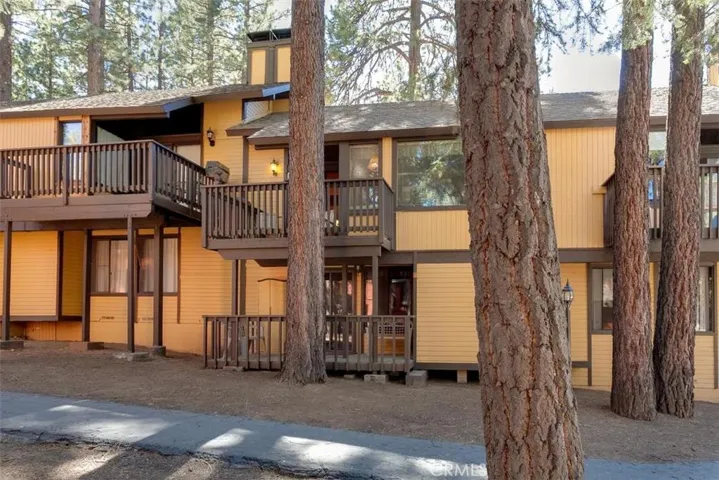 41935 Switzerland Drive 9, Big Bear, California 92315