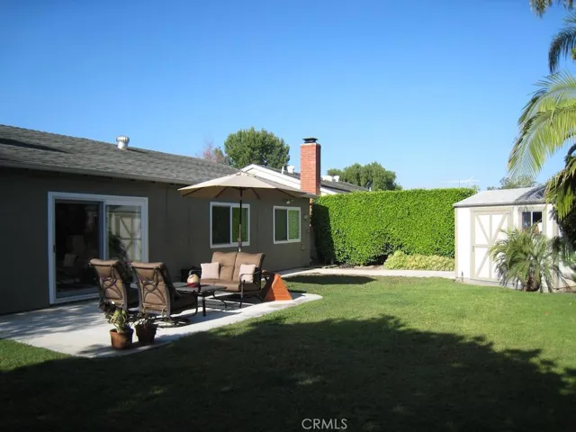 10449 Thrush Avenue, Fountain Valley, California 92708