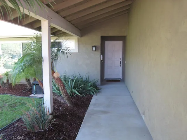 10449 Thrush Avenue, Fountain Valley, California 92708