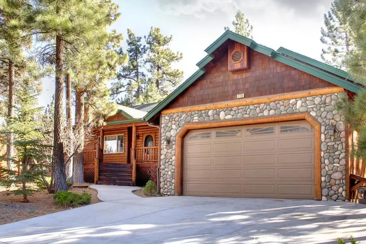 115 Stony Creek Road, Big Bear, California 92315