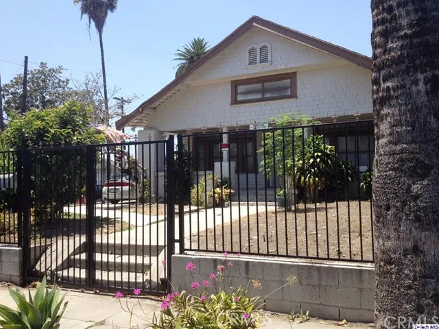 203 N Vendome Street, Los Angeles, California 90026
