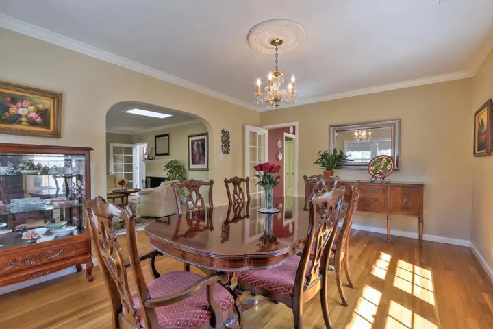 186 Mountain View Avenue, San Jose, California 95127