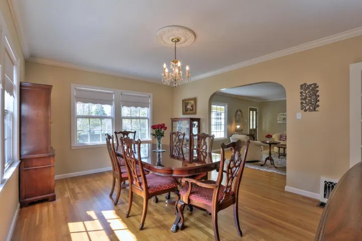186 Mountain View Avenue, San Jose, California 95127