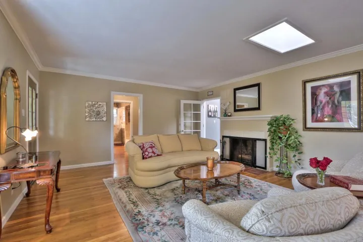 186 Mountain View Avenue, San Jose, California 95127