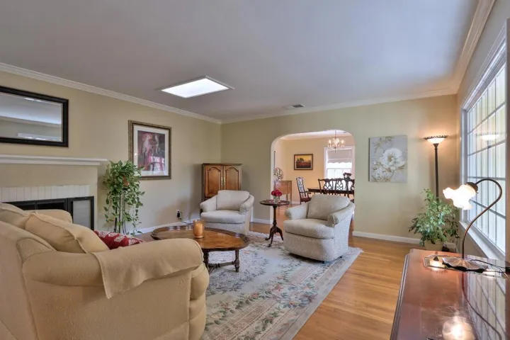 186 Mountain View Avenue, San Jose, California 95127