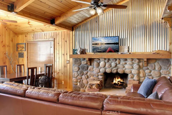 101 Dawn Drive, Big Bear, California 92314