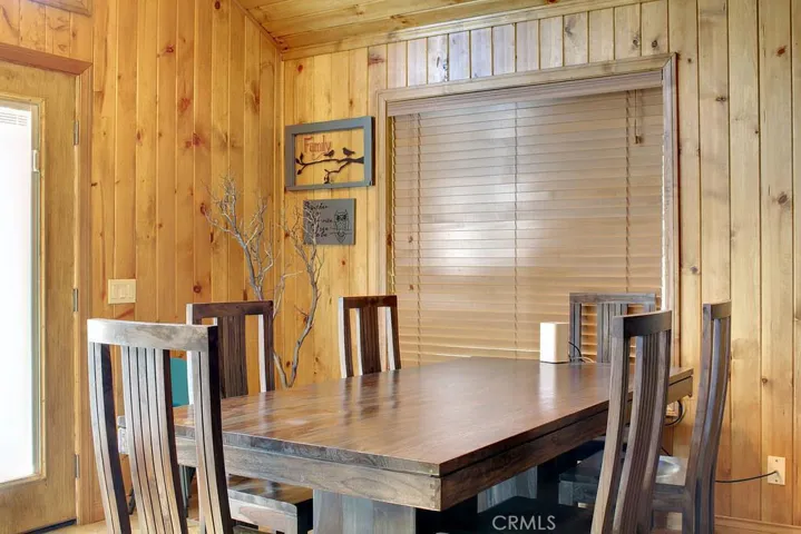 101 Dawn Drive, Big Bear, California 92314