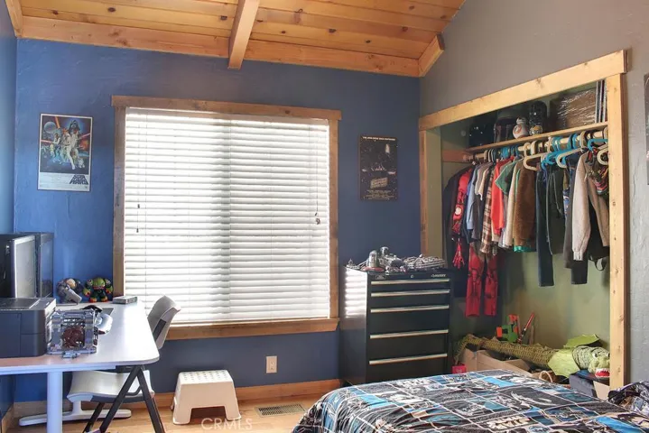 101 Dawn Drive, Big Bear, California 92314