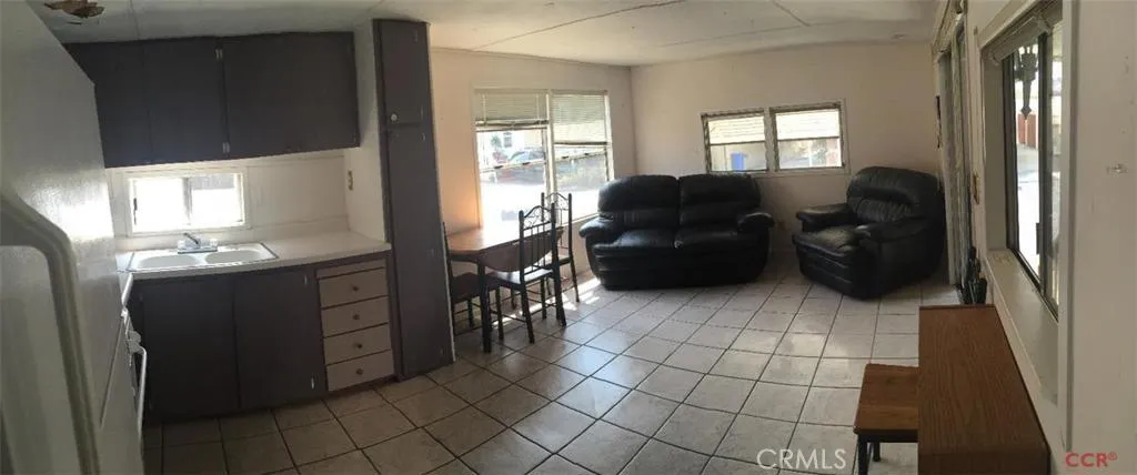 3860 S Higuera Cs1, San Luis Obispo, California 93401