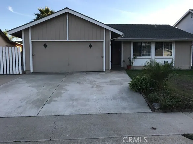 5832 Brannen Drive, Huntington Beach, California 92649