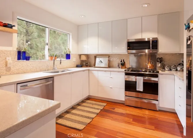 435 Salem Drive, Big Bear, California 92314