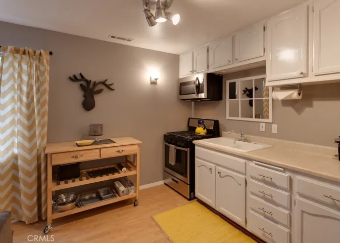 435 Salem Drive, Big Bear, California 92314