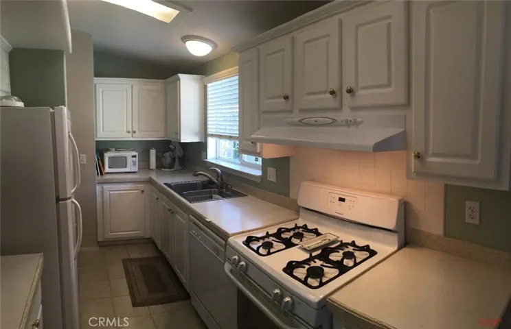 3860 S Higuera D23, San Luis Obispo, California 93401