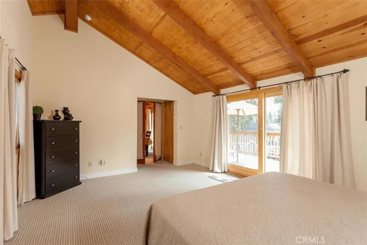 444 Temple Lane, Big Bear, California 92315