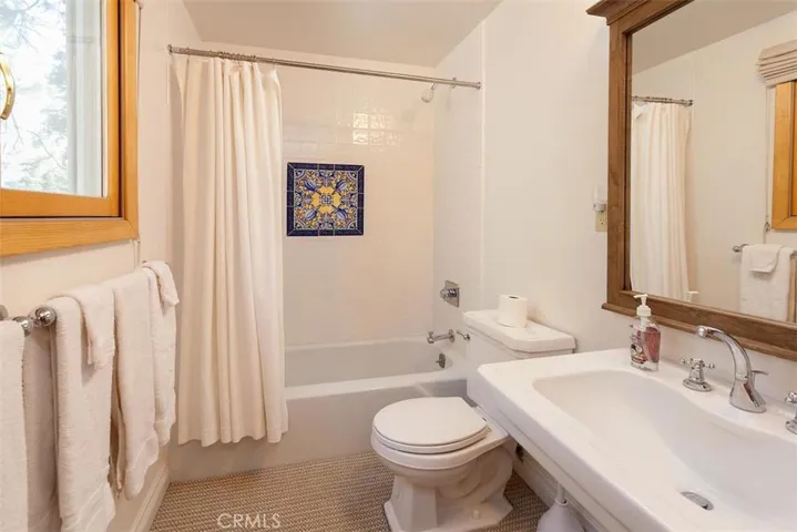 444 Temple Lane, Big Bear, California 92315