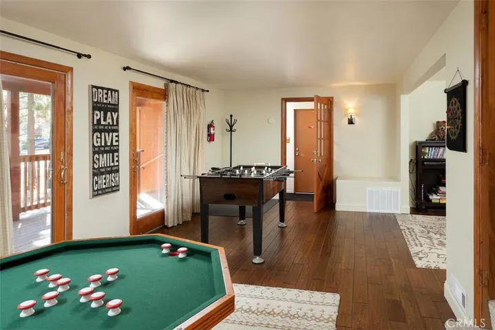 444 Temple Lane, Big Bear, California 92315