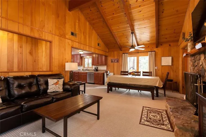 444 Temple Lane, Big Bear, California 92315