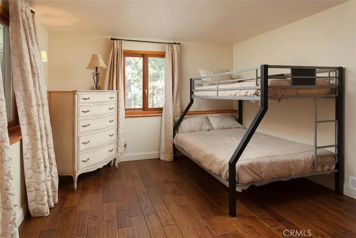444 Temple Lane, Big Bear, California 92315