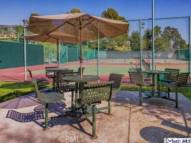 7732 Via Sorrento 30, Burbank, California 91504