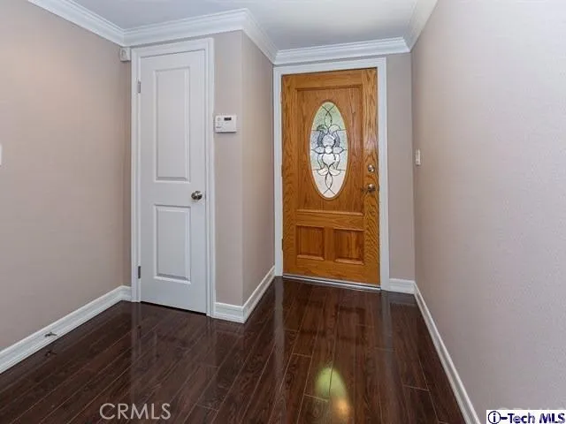 7732 Via Sorrento 30, Burbank, California 91504