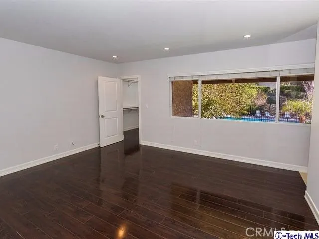 7732 Via Sorrento 30, Burbank, California 91504
