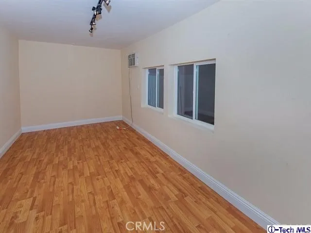 7732 Via Sorrento 30, Burbank, California 91504
