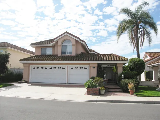 5 Pesaro, Irvine, California 92614