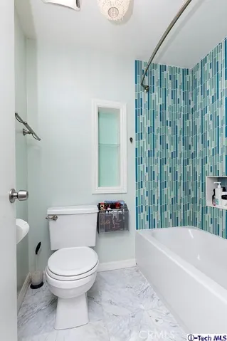 2940 N Verdugo Road 219, Glendale, California 91208