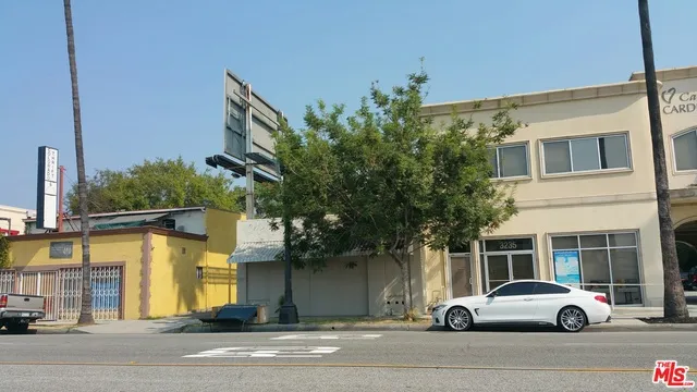 3225 E Colorado, Pasadena, California 91107