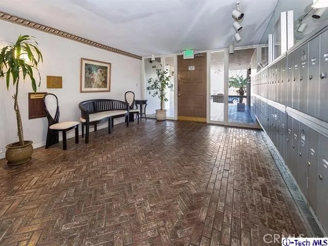 335 N Adams Street 108, Glendale, California 91206