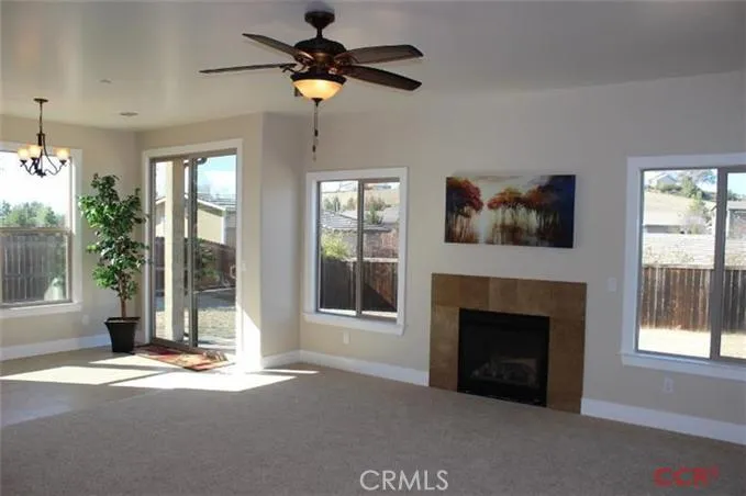 1207 Blue Oak Way, Paso Robles, California 93446