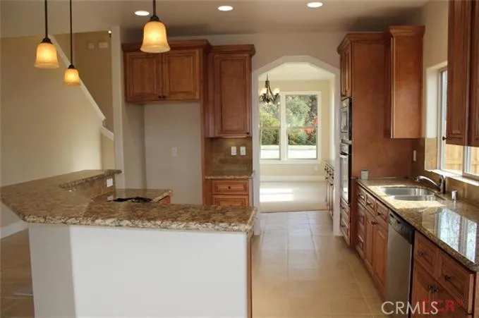 1207 Blue Oak Way, Paso Robles, California 93446