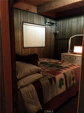 928 W Aeroplane Boulevard, Big Bear, California 92314