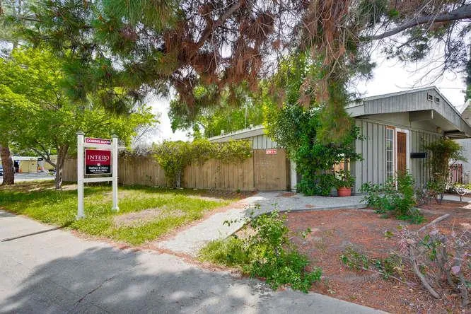 18600 Barnhart Avenue, Cupertino, California 95014