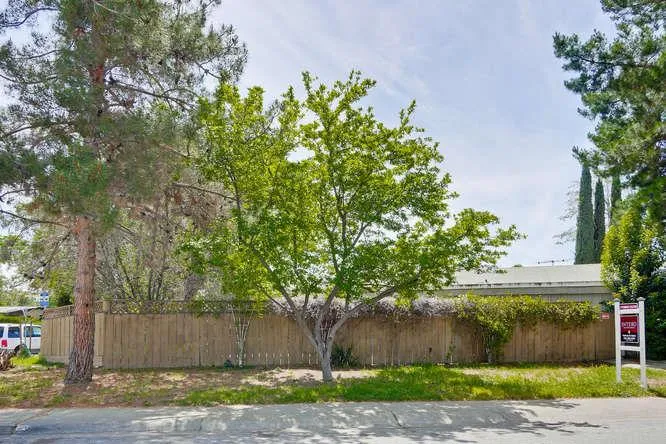 18600 Barnhart Avenue, Cupertino, California 95014