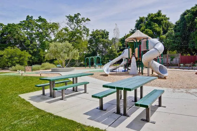 18600 Barnhart Avenue, Cupertino, California 95014