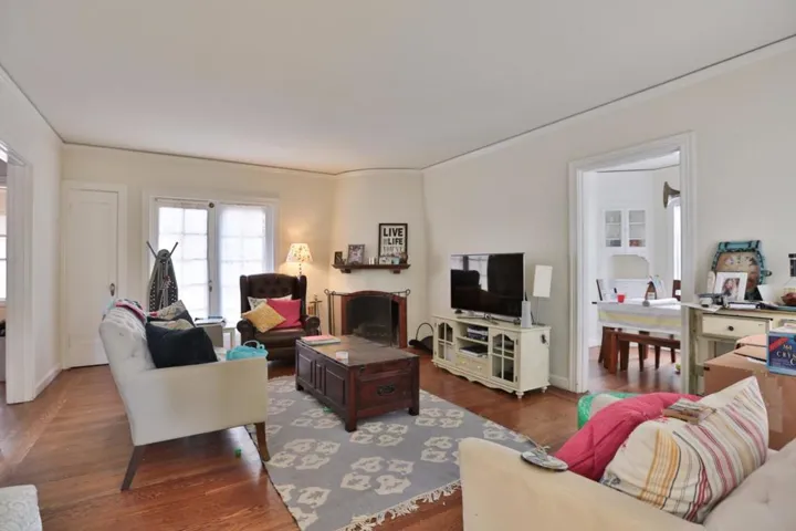 755 Arnold Way, Menlo Park, California 94025