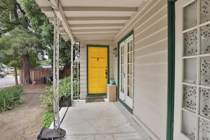 755 Arnold Way, Menlo Park, California 94025